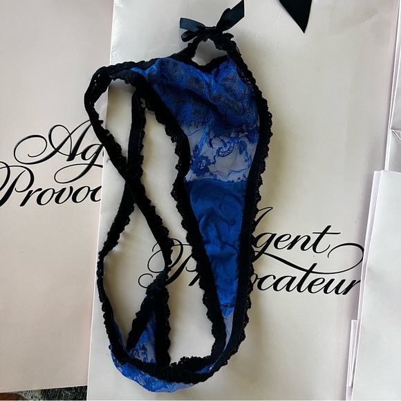 Agent Provocateur Panty Garter Belt Set - Picture 8 of 10